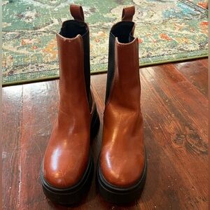 Gianni Bini Brown Boots.